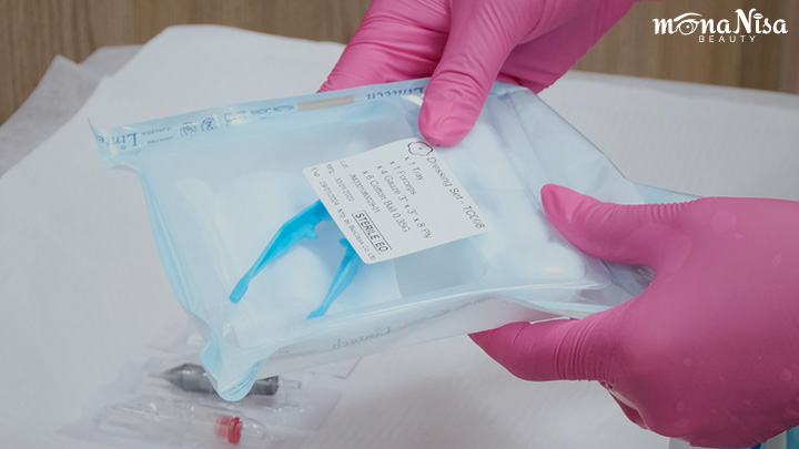 Disposable dressing set | MonaNisa Beauty | Bangkok, Thailand